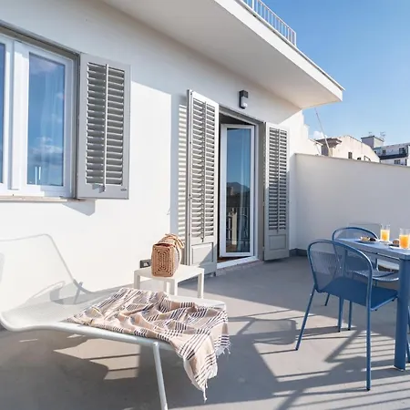 Apartment Attico 37 - Queen Con Terrazza Privata